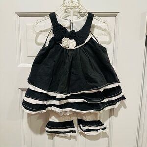 Isobella & Chloe Gray and White Infant Matching Set w Ruffled Hem